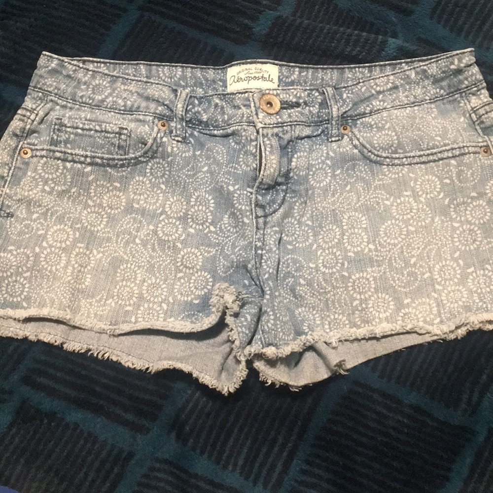 Aeropostale print shorts